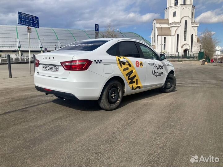 Аренда Автомобиля под Такси на Газу LADA Vesta