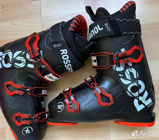 Горнолыжные ботинки Rossignol р.42-43