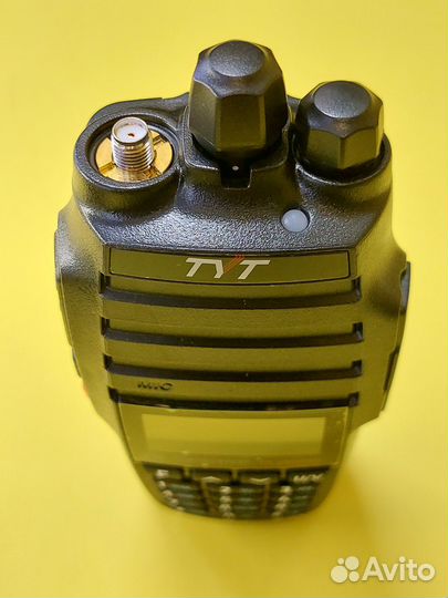 Двухдиапозонная рация TYT TH-UV8000D