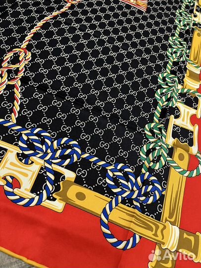 Шелковый платок шаль Gucci черный с красным новый