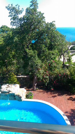 Дом 200 м² на участке 6 сот.