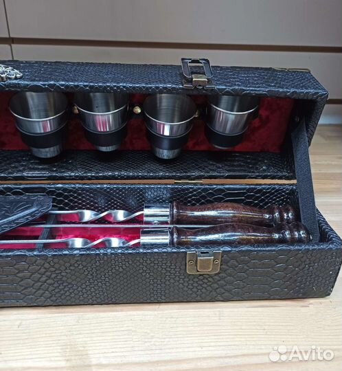 Шашлычный набор в кейсе 