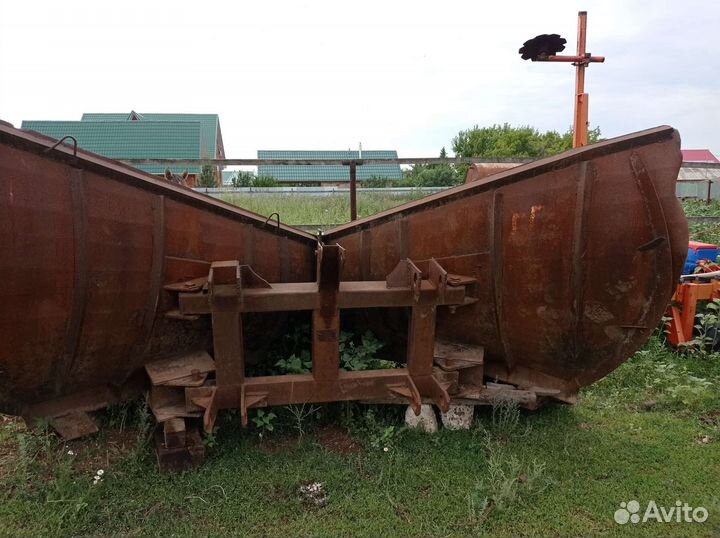 Отвал V-образный