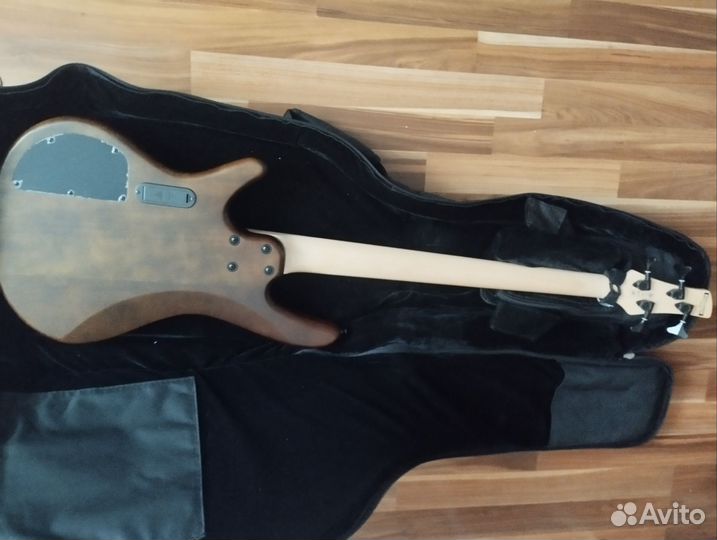 Бас гитара ibanez gio