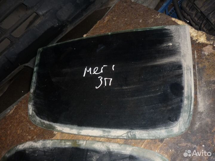 Форточка задняя правая Рено Меган 1 Универсал