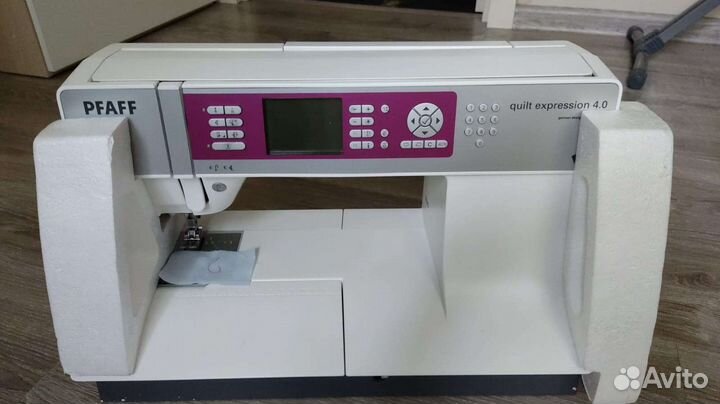 Компьютерная швейная машина pfaff Expression 4.0