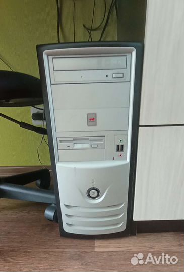 Компьютер