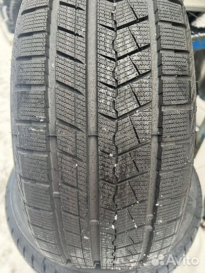 Fronway IcePower 868 275/40 R20 106H