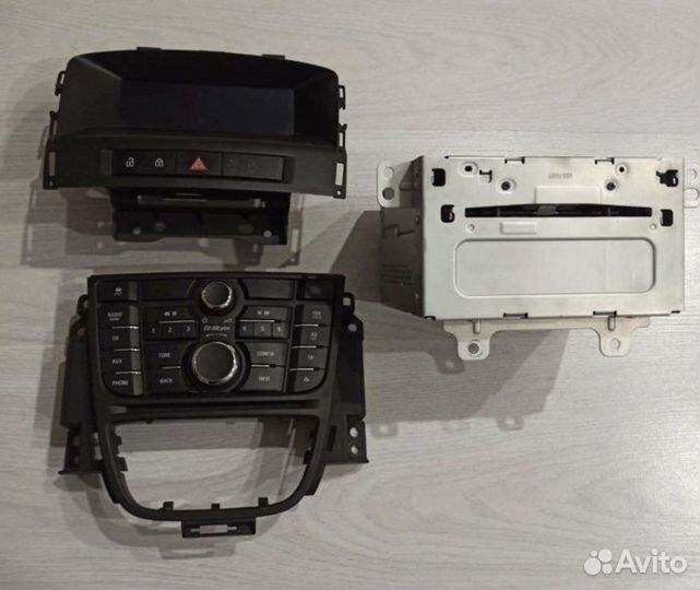 Головное устройство штатное Opel Astra j CD 400