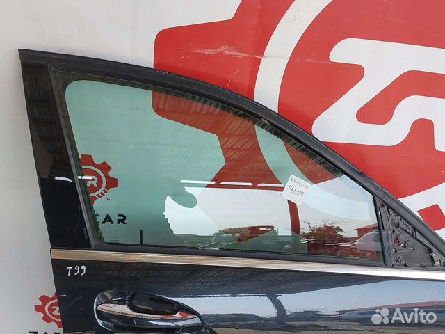 Mercedes Benz W204 стекло передние /R