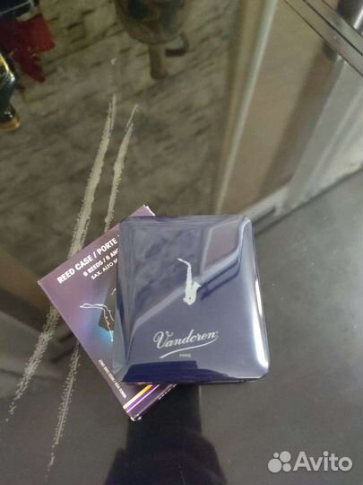 Футляр кейс для тростей