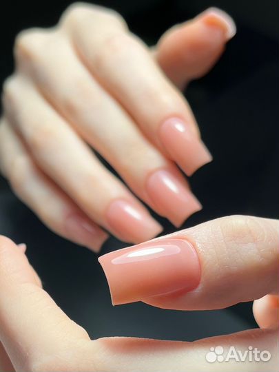 Маникюр и педикюр