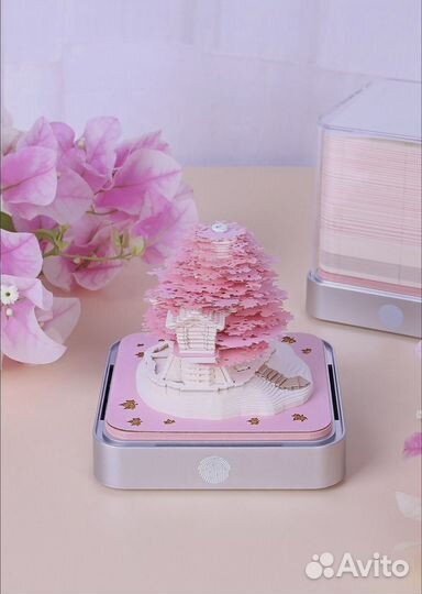 Уникальный 3-D Календарь для заметок