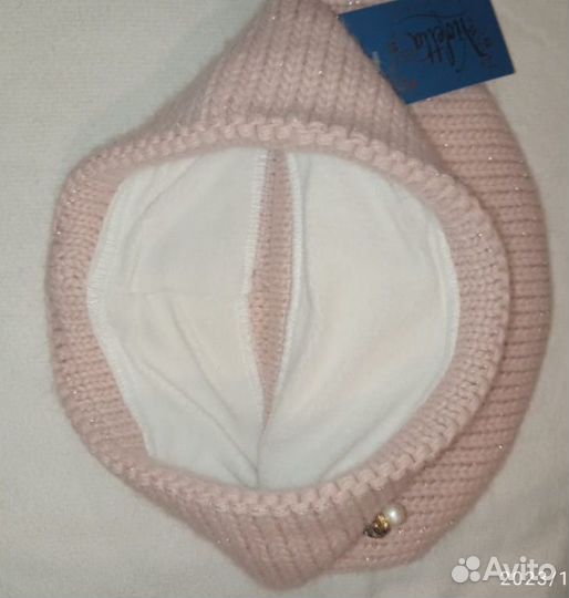 Шапка женская вязаная