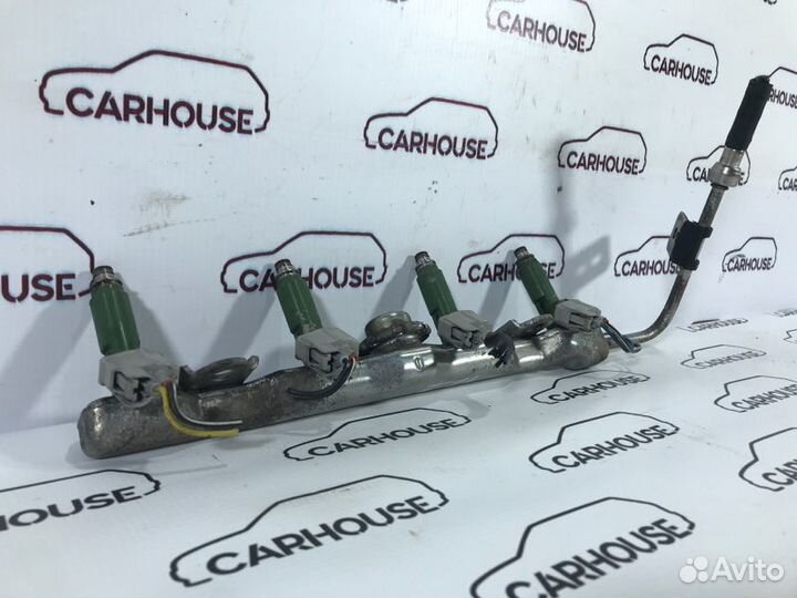 Рампа с форсунками Toyota Corolla 150 1ZZ