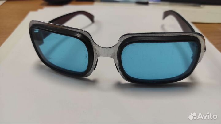 Винтажные солнцезащитные очки СССР синие стекла