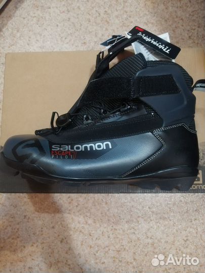 Лыжные ботинки Salomon, размер 43