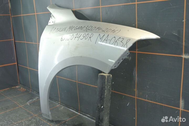 Крыло переднее правое - Renault Megane 3