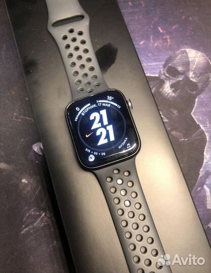 Apple watch SE 44 mm