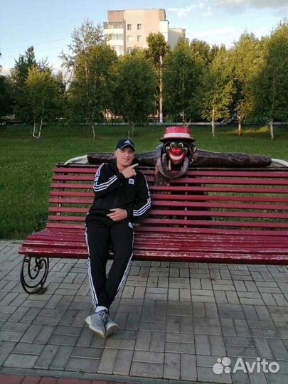 Водитель погрузчика (ричстакера)