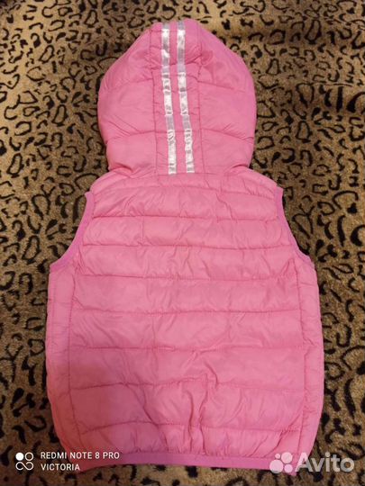 Безрукавка для девочки