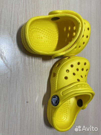 Шлепки crocs