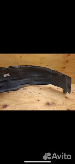 Подкрылки на mitsubishi grandis передние