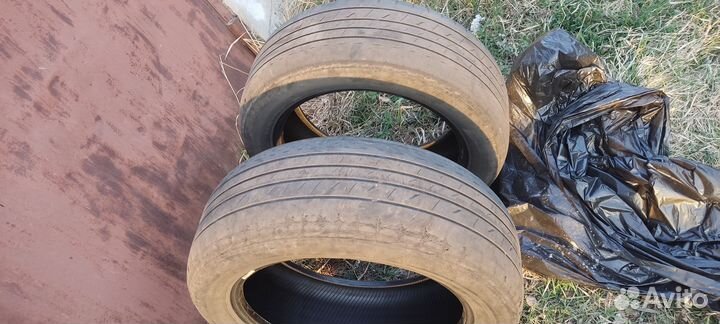 Bridgestone Playz PX-RV 215/55 R17