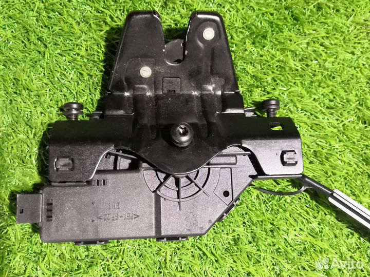 Замок крышки багажника BMW 3 e46