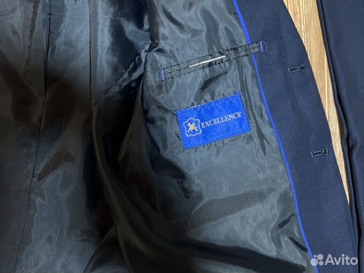 Школьный костюм