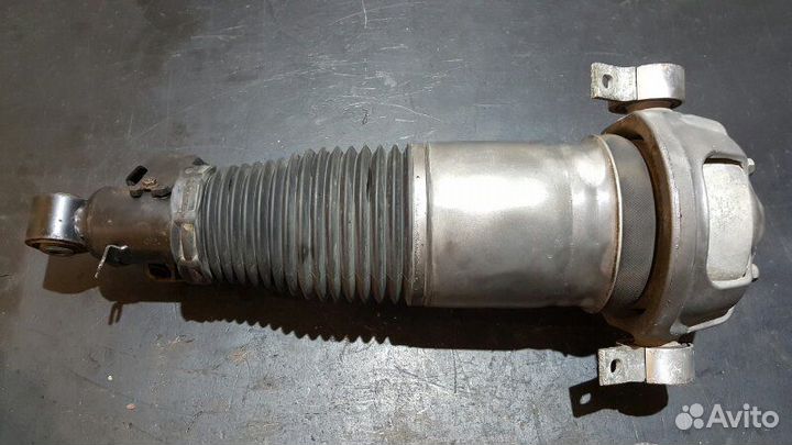 Пневмостойка задняя правая Porsche Cayenne 955