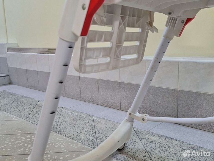 Стульчик для кормления sweet baby