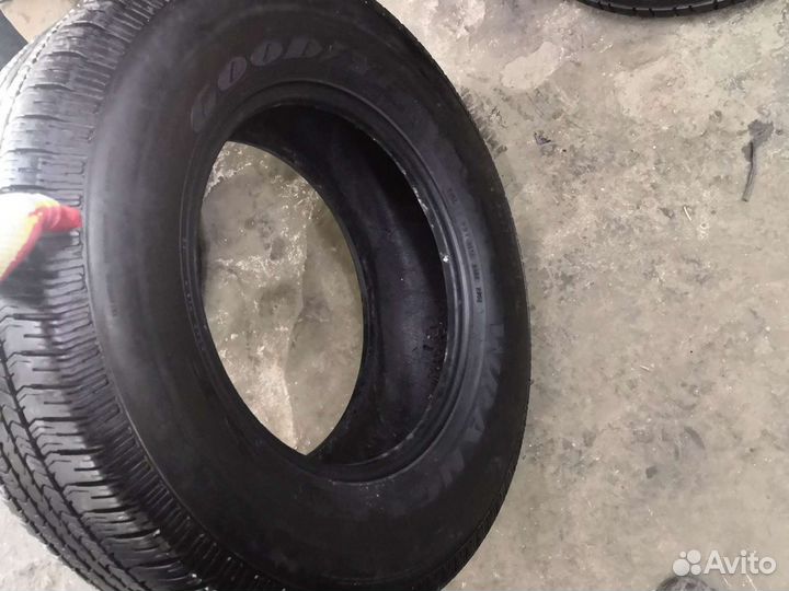 Goodyear Wrangler ST 265/70 R17