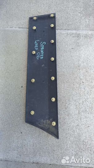 Mercedes Sprinter, 08, левый передний молдинг