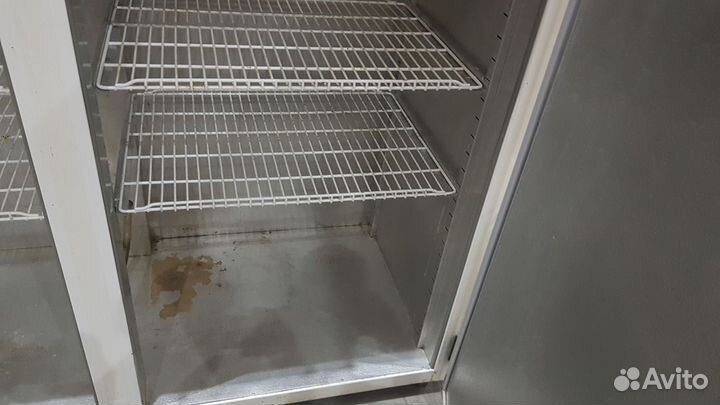 Шкаф холодильный двухдверный