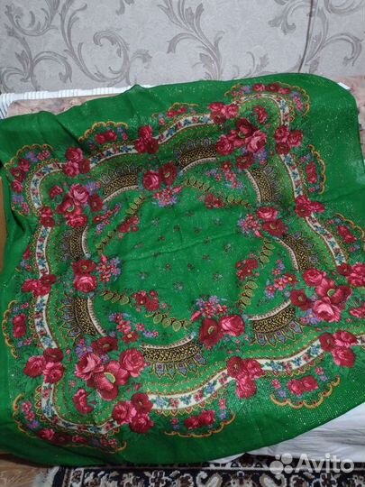 Платки на голову,отличный подарок