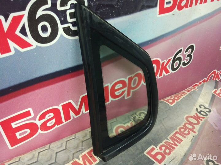 Стекло кузовное глухое Kia Venga