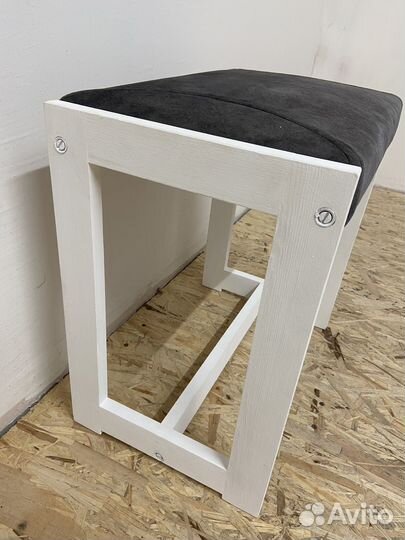 Табурет мягкий