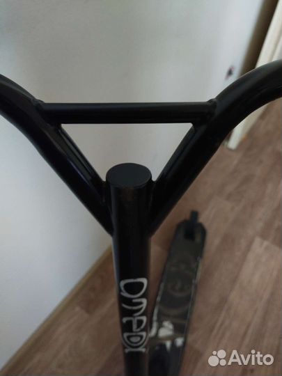 Трюковой самокат Vice