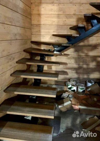 Г-образная лестница