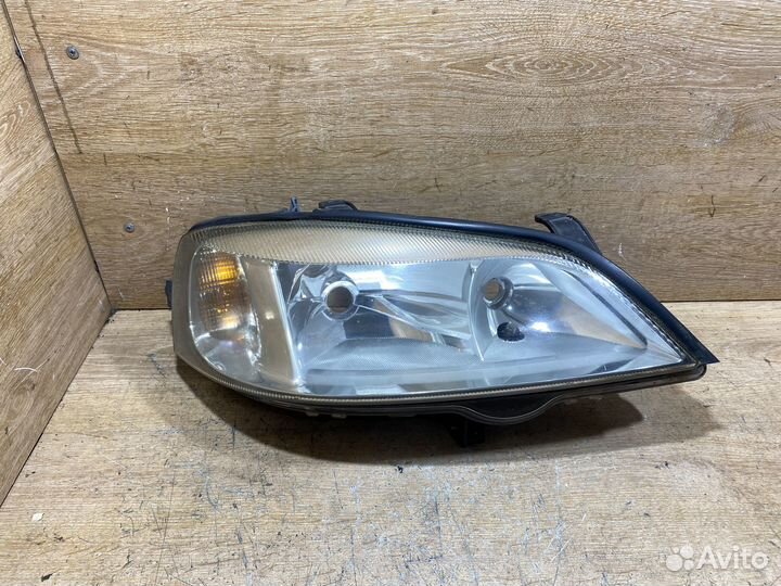 Фара передняя правая Opel Astra G 142174