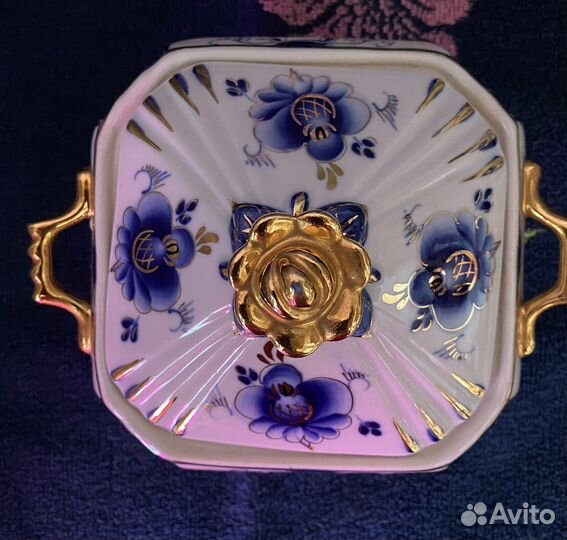 Винтажная конфетница