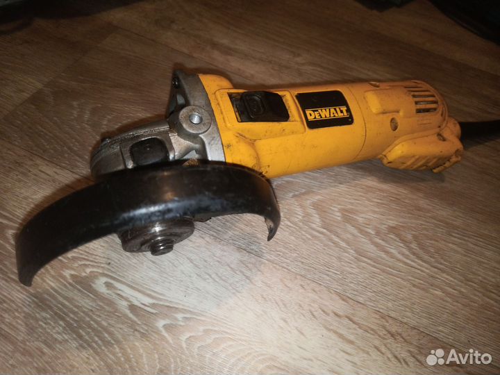 Ушм болгарка Dewalt 125
