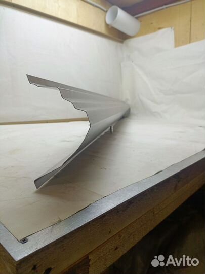 Кузовные пороги Mitsubishi Pajero