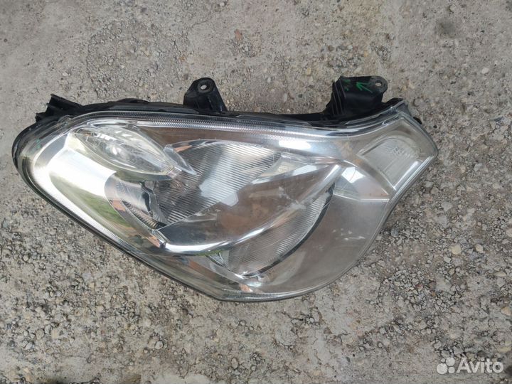 Фара правая Nissan Almera G15