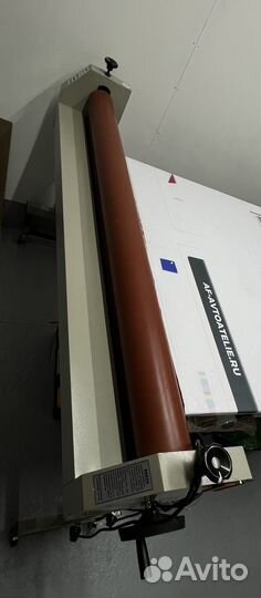 Широкоформатный холодный ламинатор