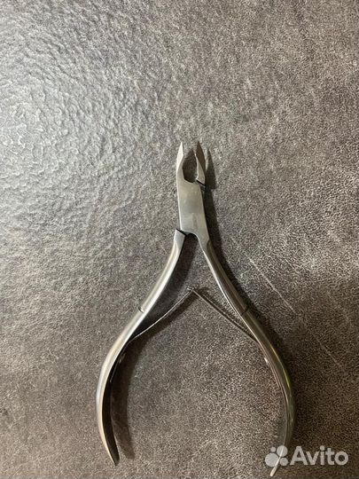 Кусачки для маникюра