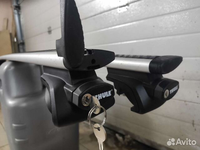 Thule wingbar (135см) +rapid system 757