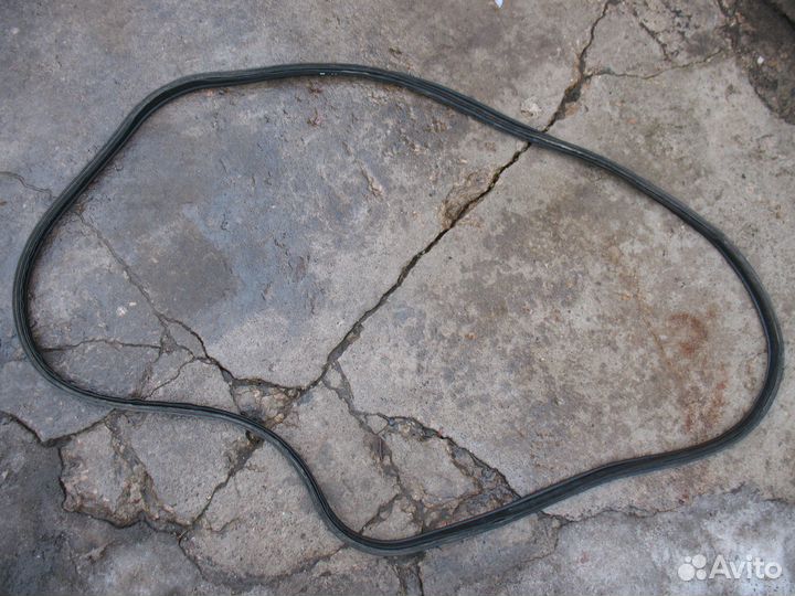 Уплотнитель багажника Kia Spectra