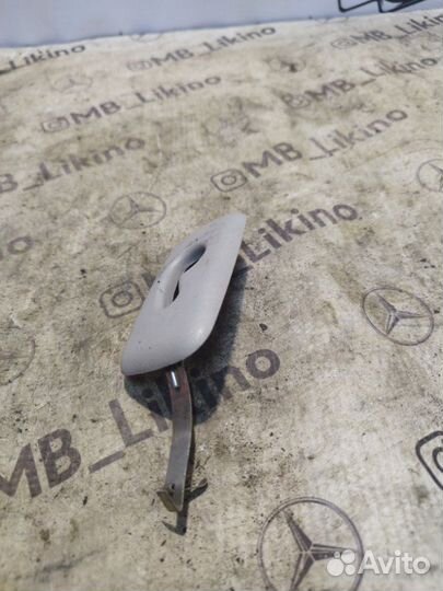 Накладка салона правая Mercedes Ml W164